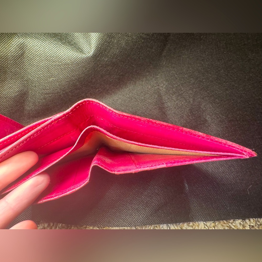 Yves Saint Laurent Pink YSL Wallet Logo Bifold Rare Saint Laurent Vintage YSL - Picture 7 of 12